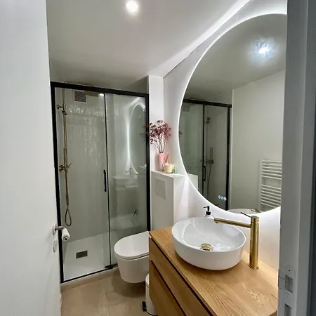 Διαμέρισμα For 2 - Emily In Neighborhood